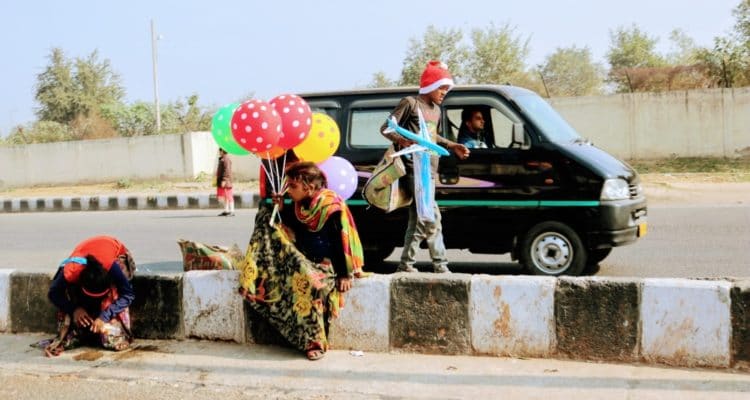 children in street, abolish child labor today