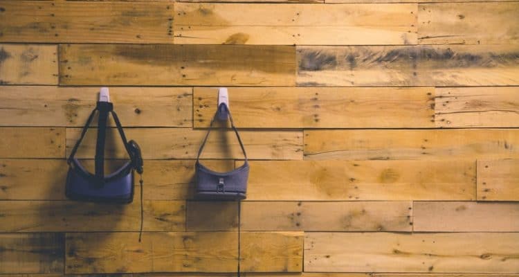 VR box hanging